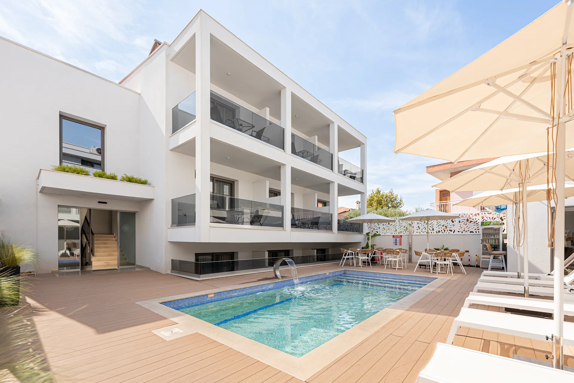 Tiara Holidays - Elegant Maltepe - pool
